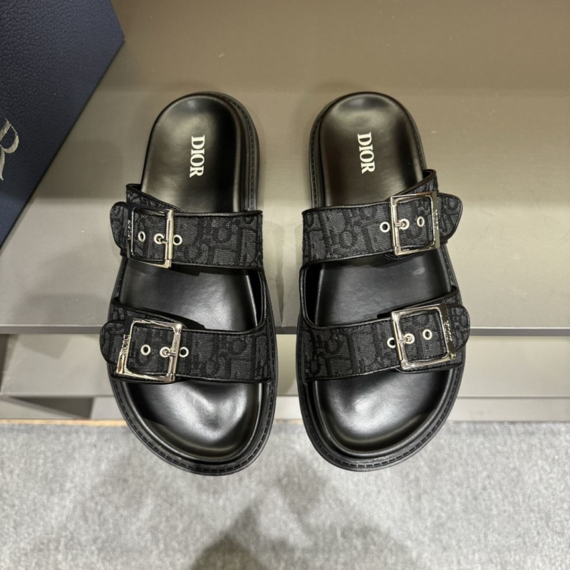 ch**an D*or slippers